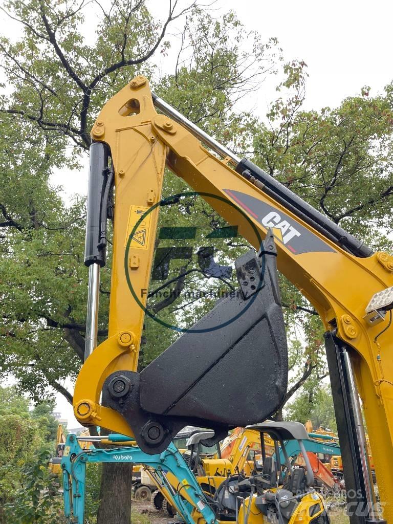 CAT 303.5 C CR 소형 굴삭기 7톤 미만