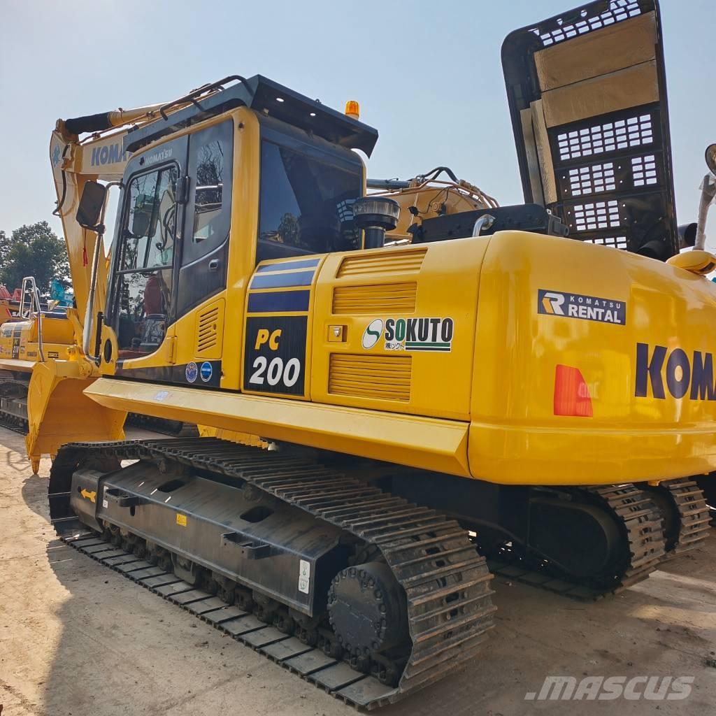 Komatsu PC 200-7 대형 굴삭기 29톤 이상