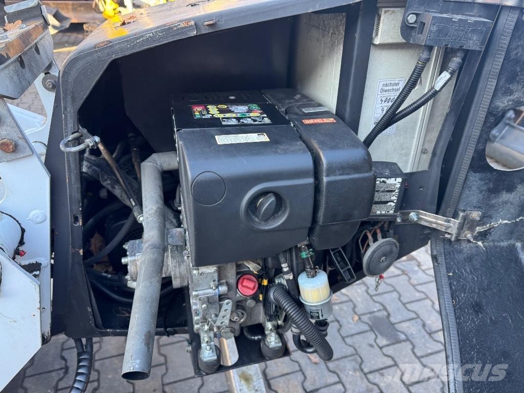 Dino 160 XT 트레일러 탑재 고소작업대