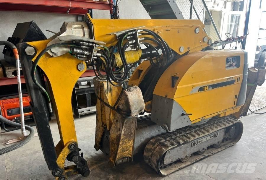 Brokk 180 파쇄용 굴삭기