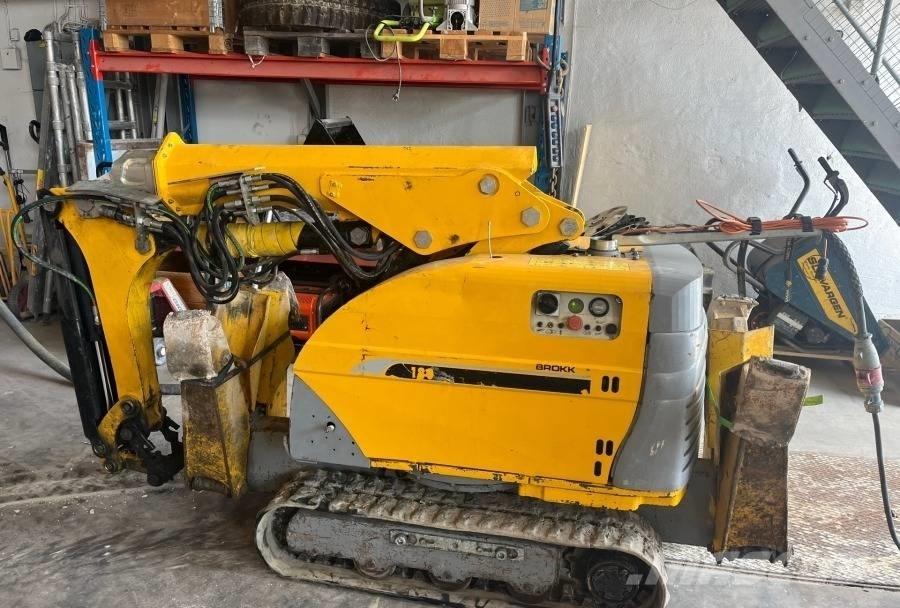 Brokk 180 파쇄용 굴삭기