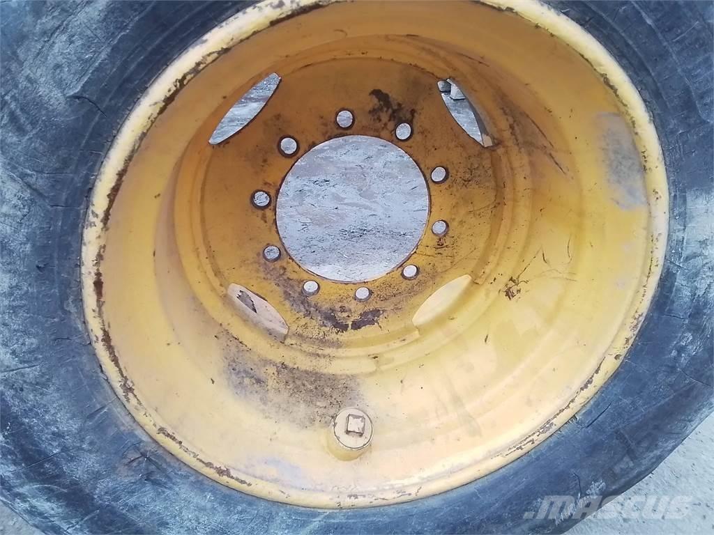 Ösa 250 20x26,5 타이어, 휠 및 림