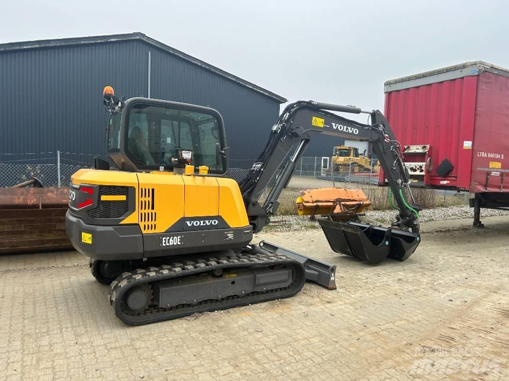 Volvo EC 60 E 대형 굴삭기 29톤 이상