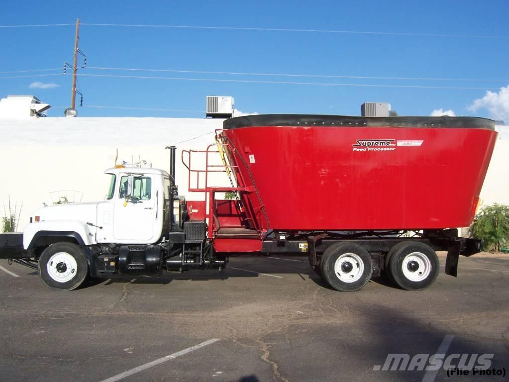 Mack RD 688 S 기타 축산 기계 및 부속품