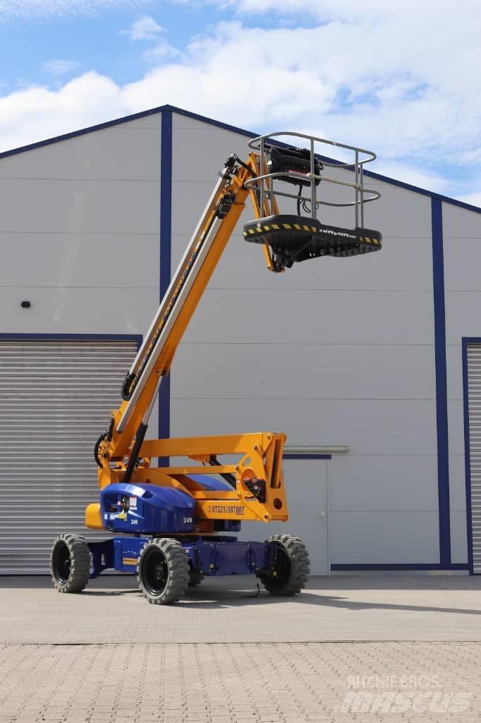Niftylift HR 21 4x4E 관절형 전동이동 리프트