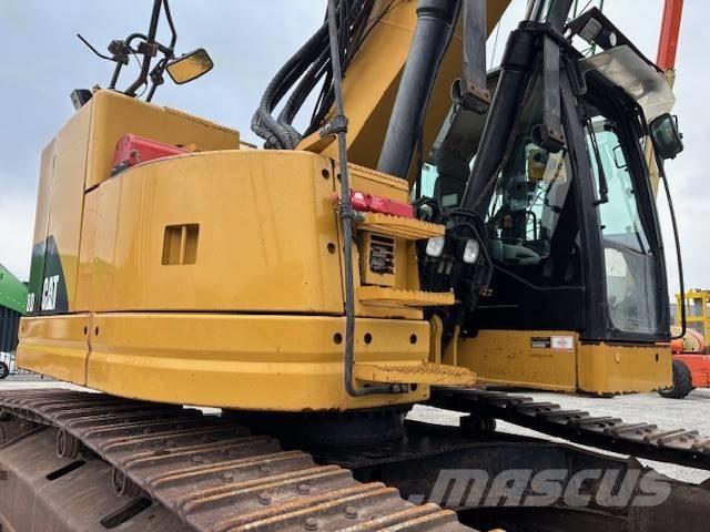 CAT 328 D LCR 대형 굴삭기 29톤 이상