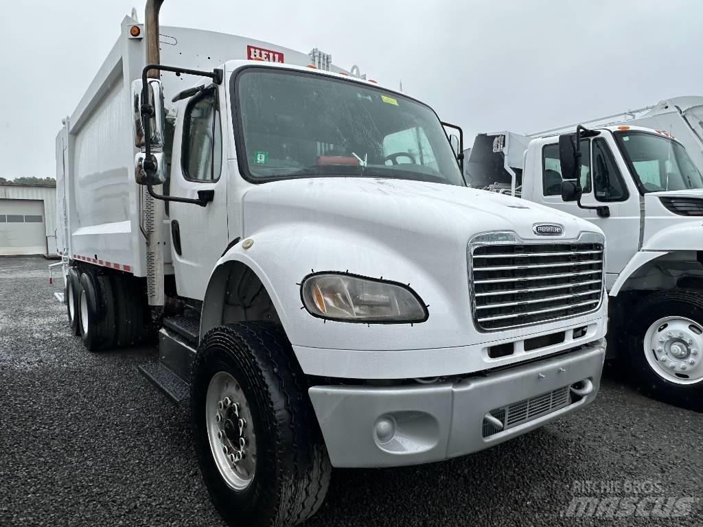 Freightliner M2 폐기물 수거 트럭