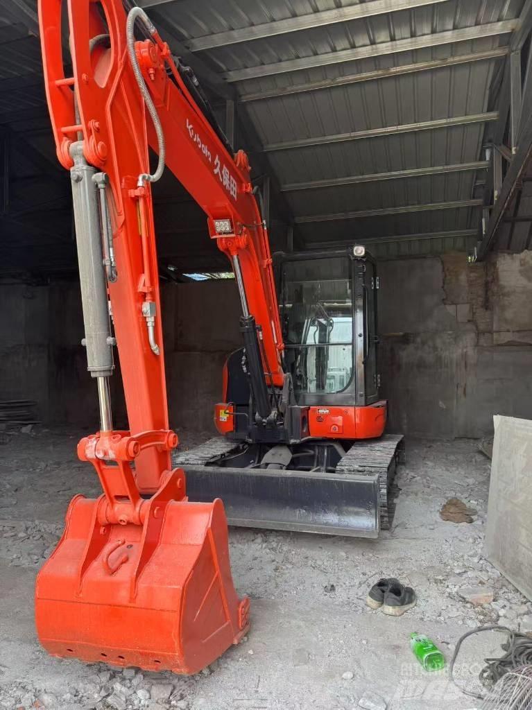 Kubota KX 165 소형 굴삭기 7톤 미만