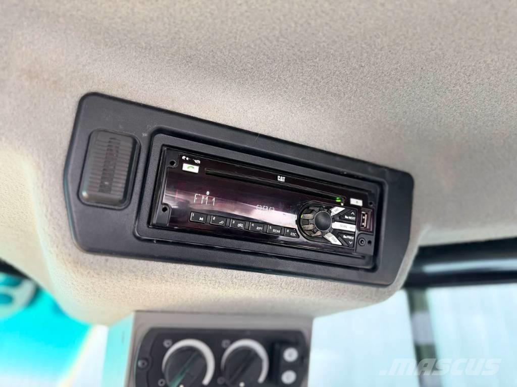 CAT 972M  휠로우더