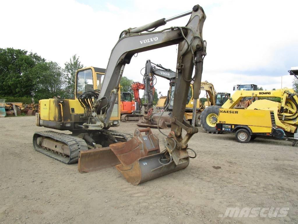 Volvo EC 70  ECR 88 중형굴삭기 7톤-28톤