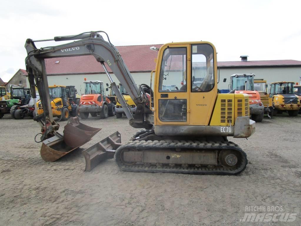 Volvo EC 70  ECR 88 중형굴삭기 7톤-28톤