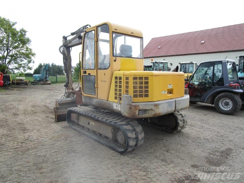Volvo EC 70  ECR 88 중형굴삭기 7톤-28톤