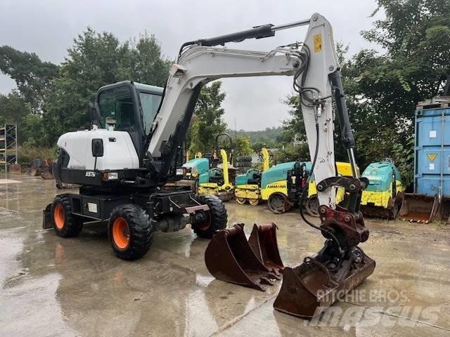 Bobcat E 57 W  휠 굴삭기