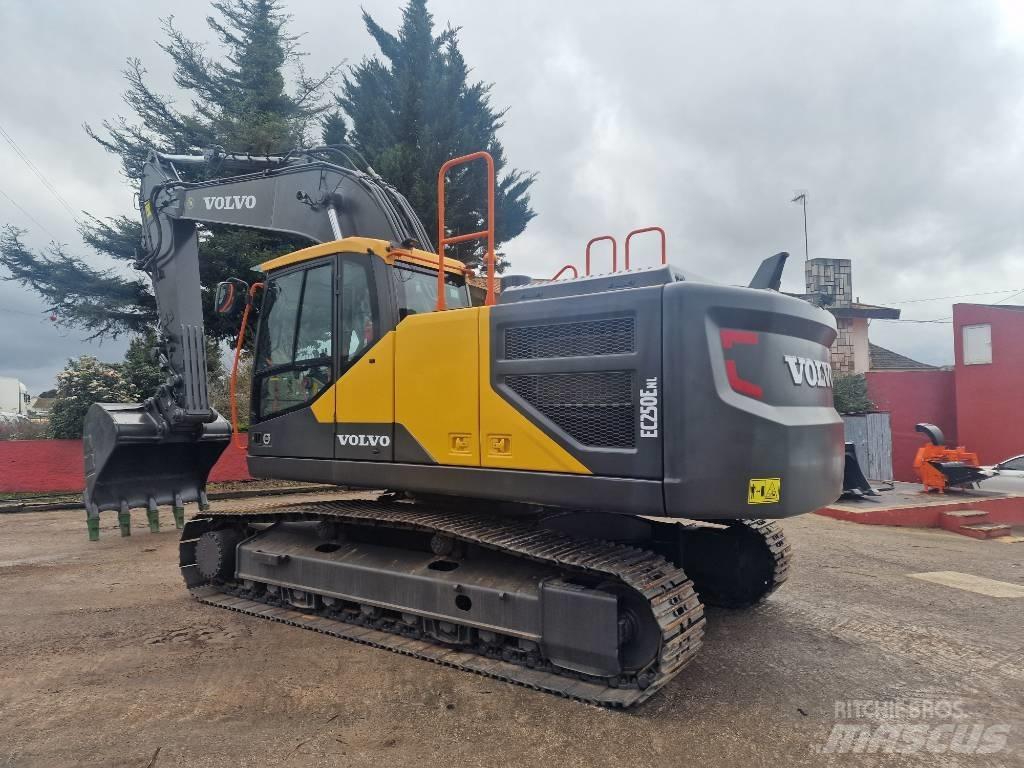 Volvo EC 250 ELN 대형 굴삭기 29톤 이상