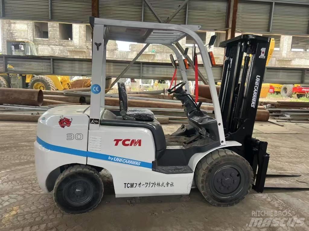 TCM FD 30 디젤 지게차