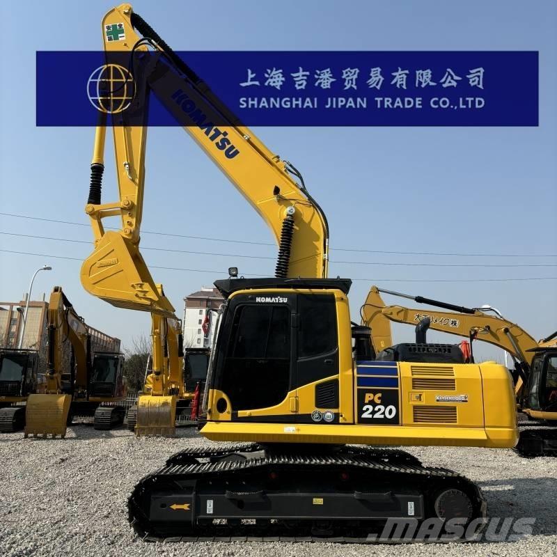 Komatsu PC 220 대형 굴삭기 29톤 이상