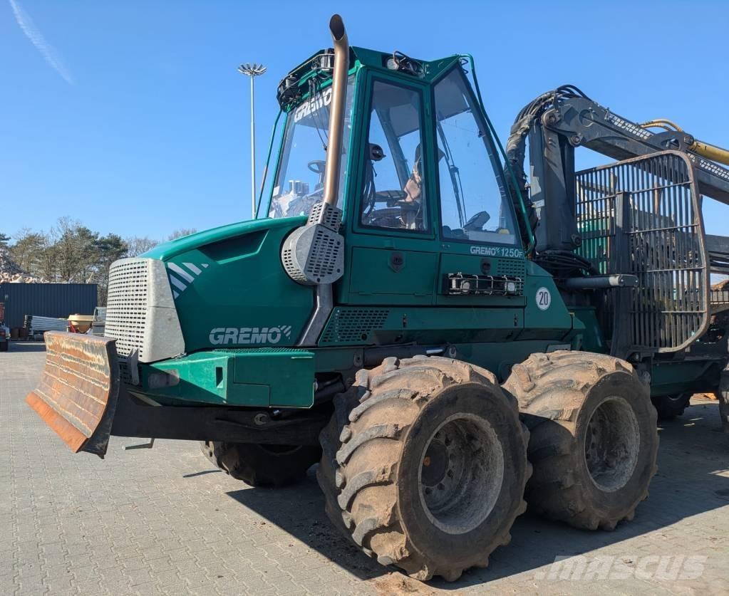 Gremo 1250 F 원목 포워더