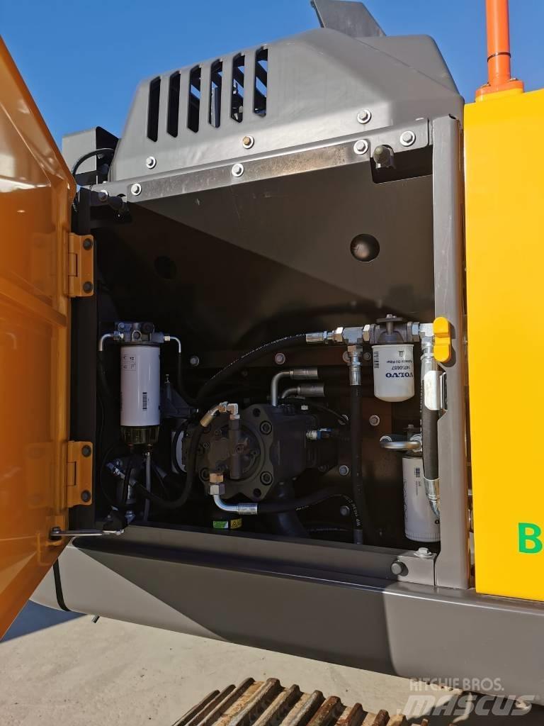 Volvo EC220EL 대형 굴삭기 29톤 이상