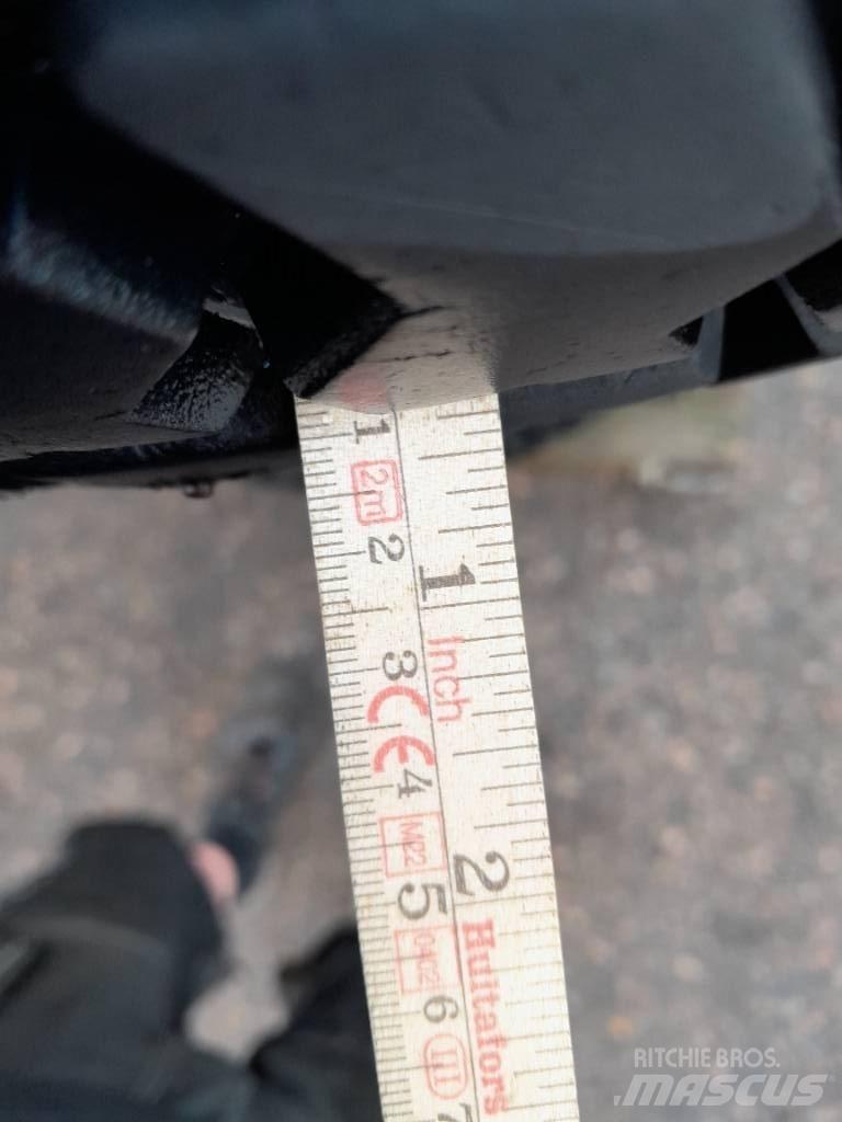Dunlop 12,5-18 Hjul 타이어, 휠 및 림