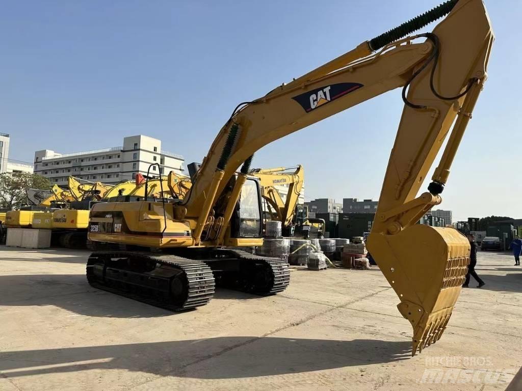 CAT 325 B 대형 굴삭기 29톤 이상