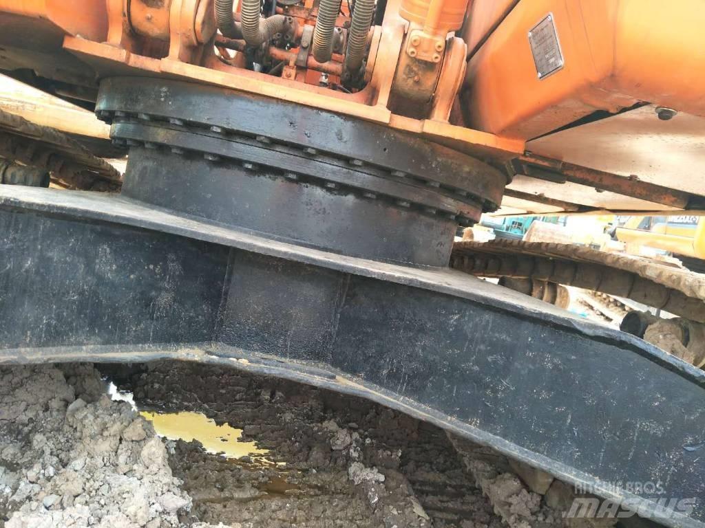 Doosan 225 대형 굴삭기 29톤 이상