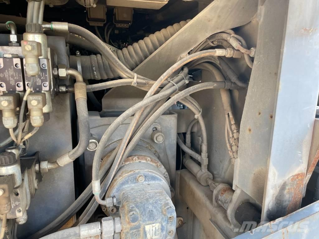 Vögele SUPER 1800-2 아스팔트 포장장비