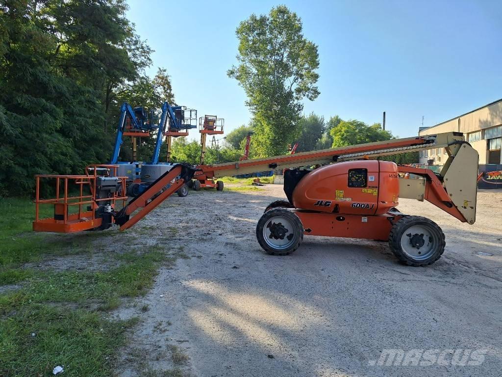 JLG 600AJ 관절형 전동이동 리프트