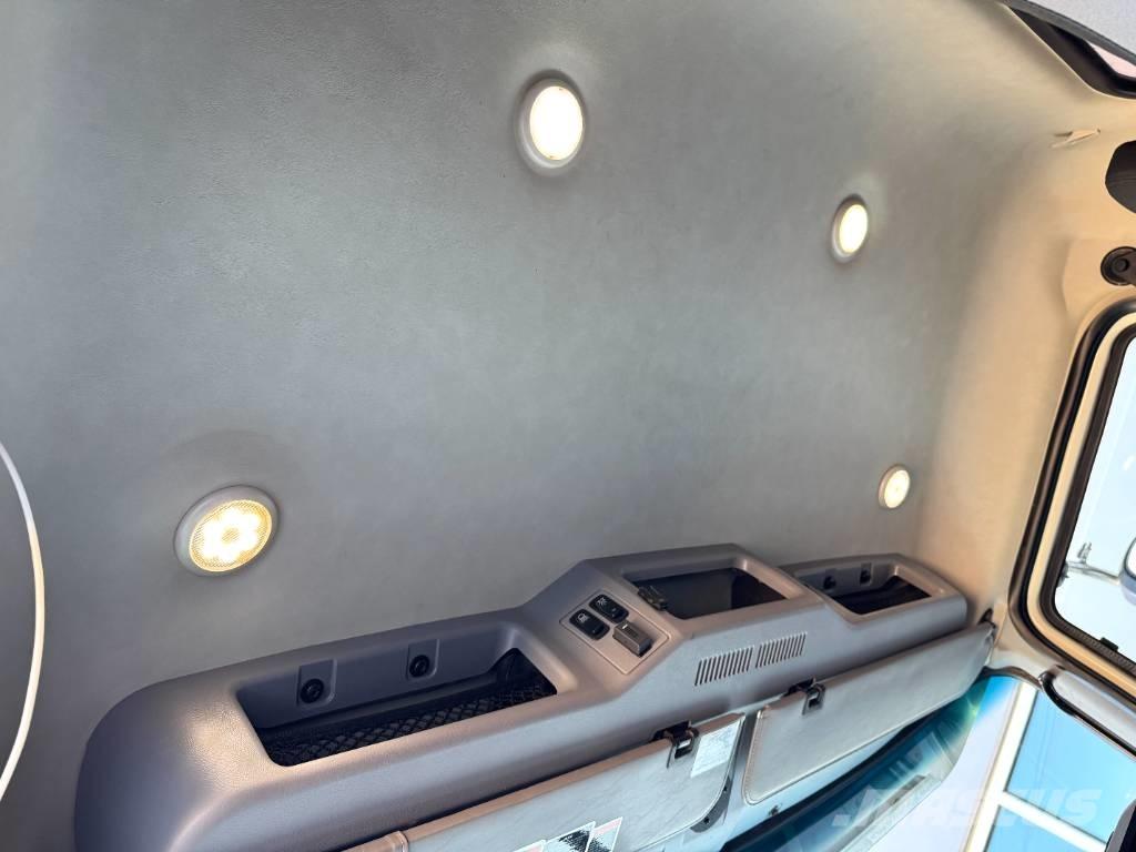 Mack Granite 덤프 트럭