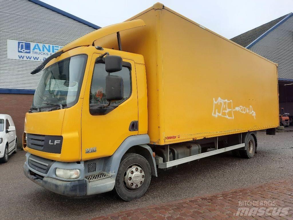 DAF LF45.250 탑차 트럭