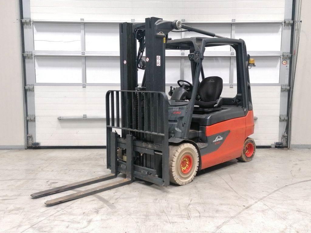 Linde E30L-01 전동 지게차