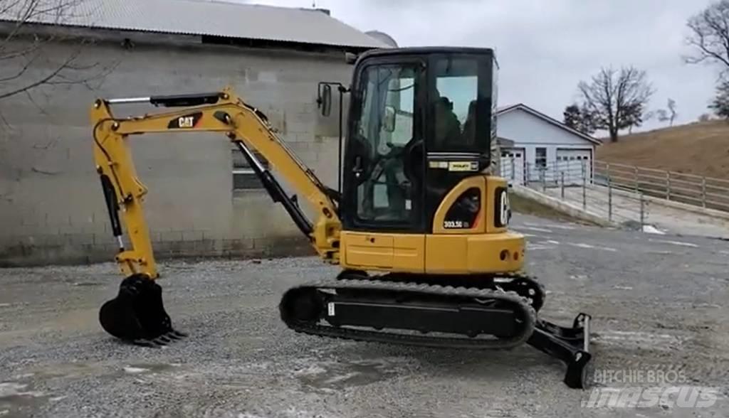 CAT 303.5 C CR 소형 굴삭기 7톤 미만