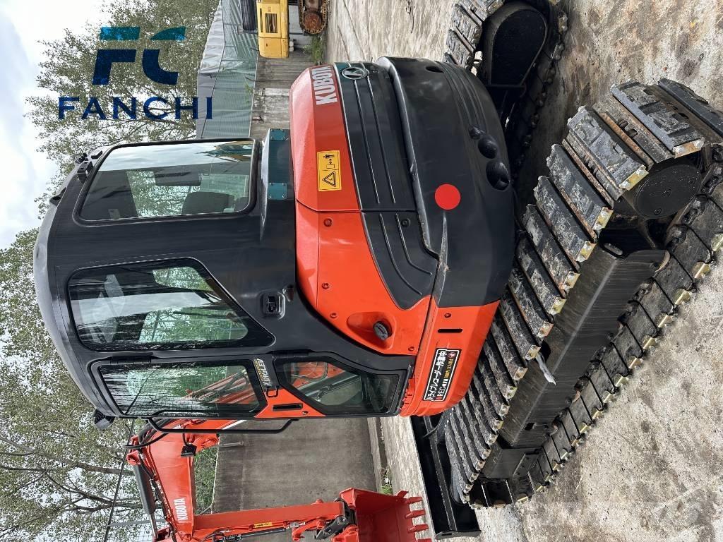 Kubota U 55-4 중형굴삭기 7톤-28톤