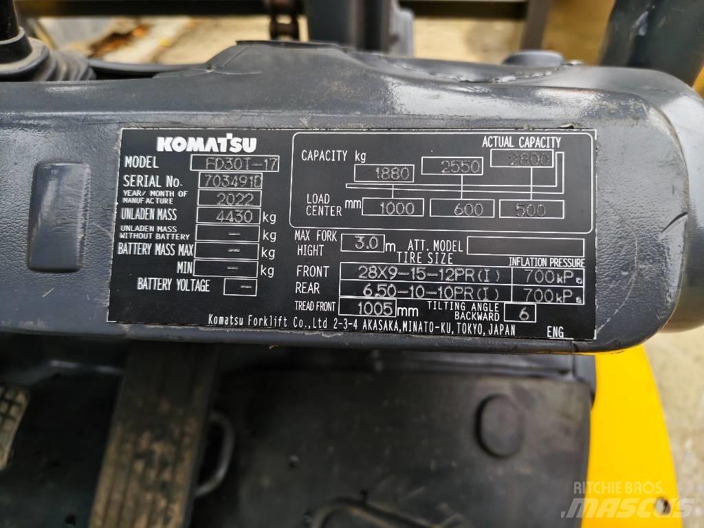 Komatsu 30 디젤 지게차