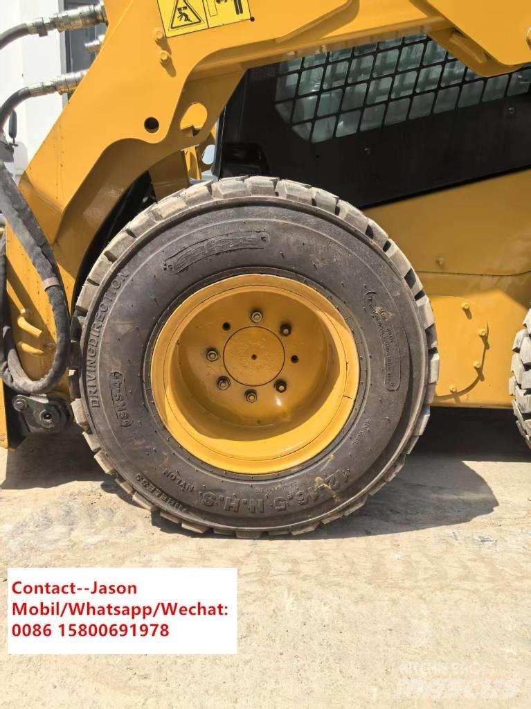 CAT 246 D  스키드로더