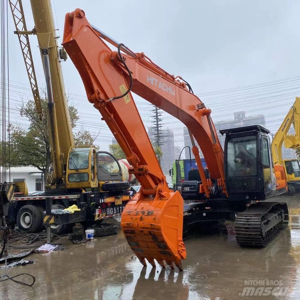 Hitachi ZX 210 대형 굴삭기 29톤 이상