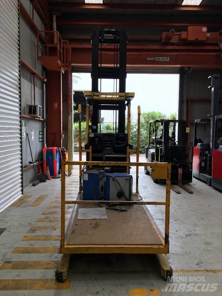 Hyster R30XMF3 하이 리프트 오더 피커