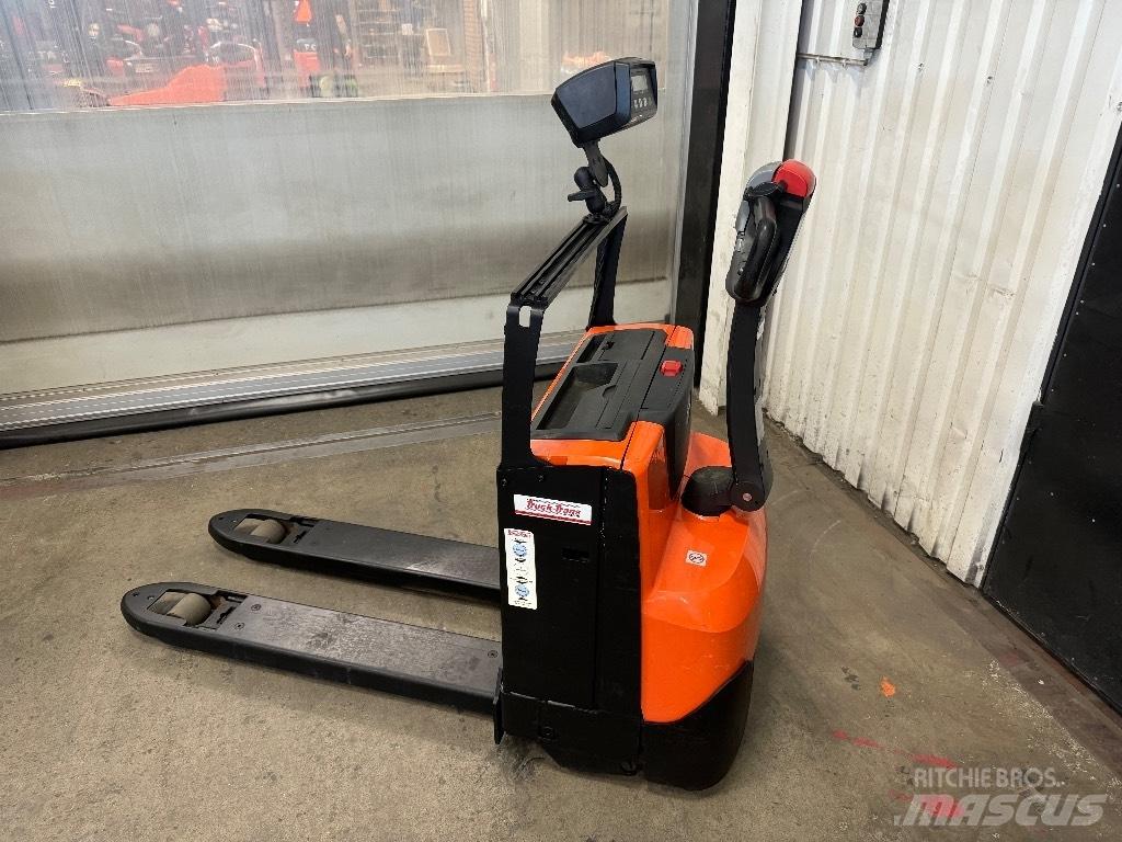 Toyota LWE180 경량 리프터