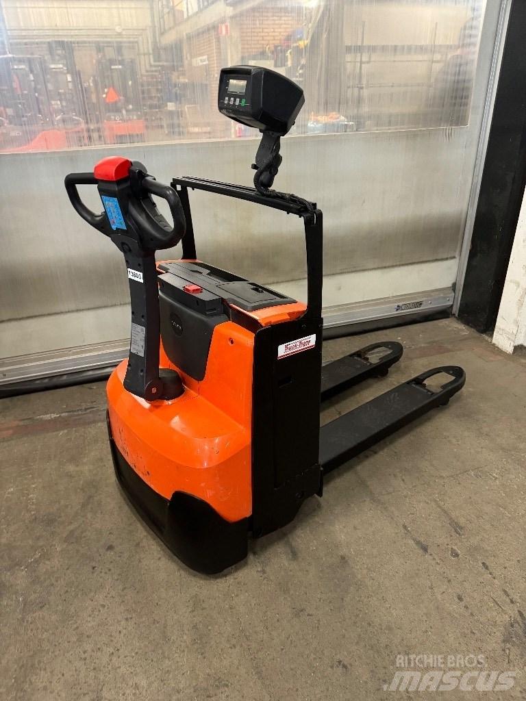Toyota LWE180 경량 리프터