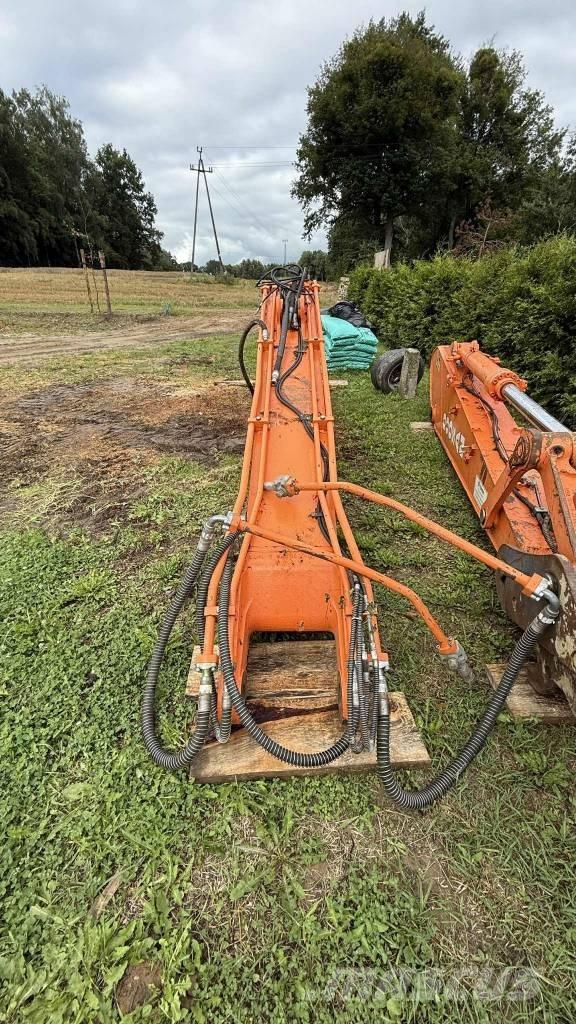 Doosan DX 225 대형 굴삭기 29톤 이상