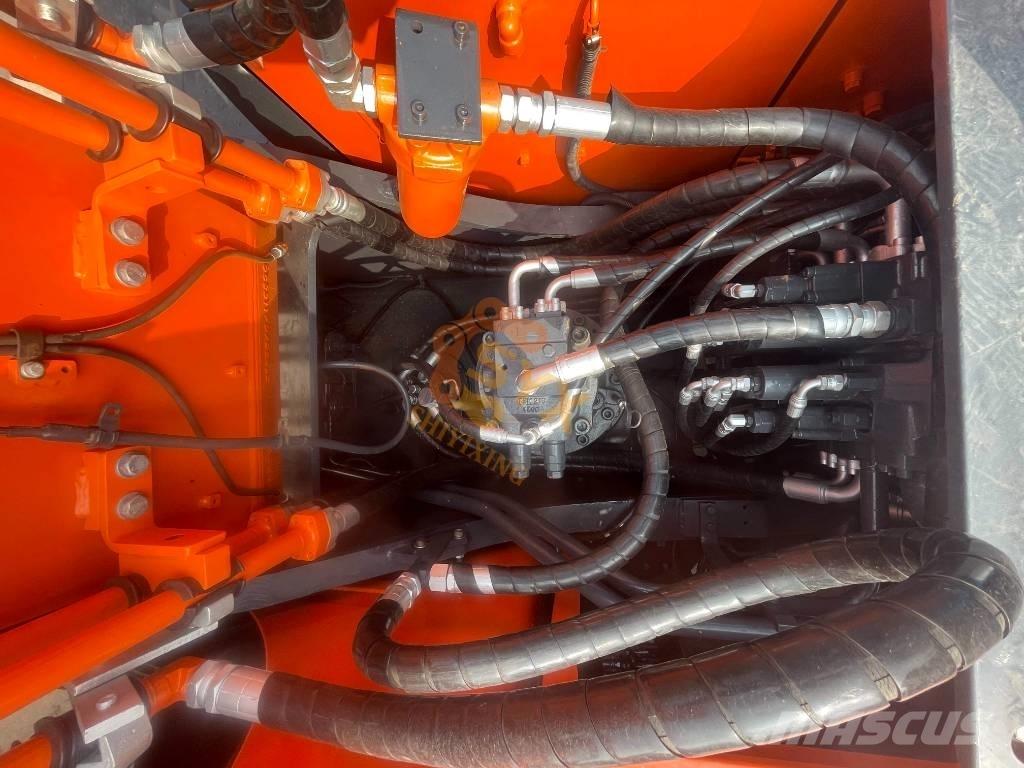 Doosan DX300LC-9C 대형 굴삭기 29톤 이상