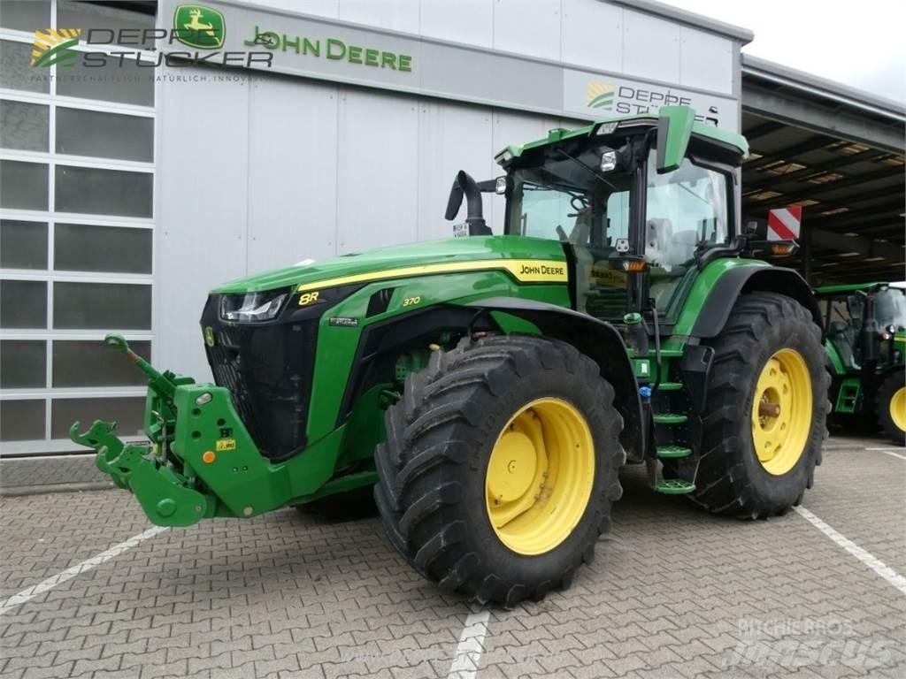 John Deere 8R 370 트랙터