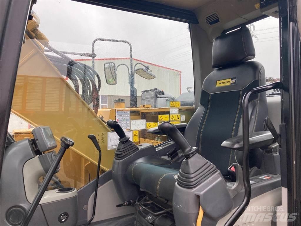 CAT 311 F L RR  휠 굴삭기