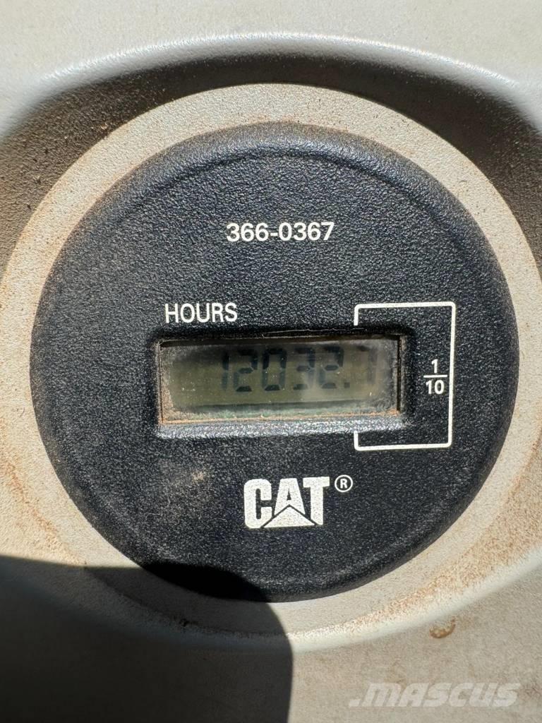 CAT 352 F 대형 굴삭기 29톤 이상