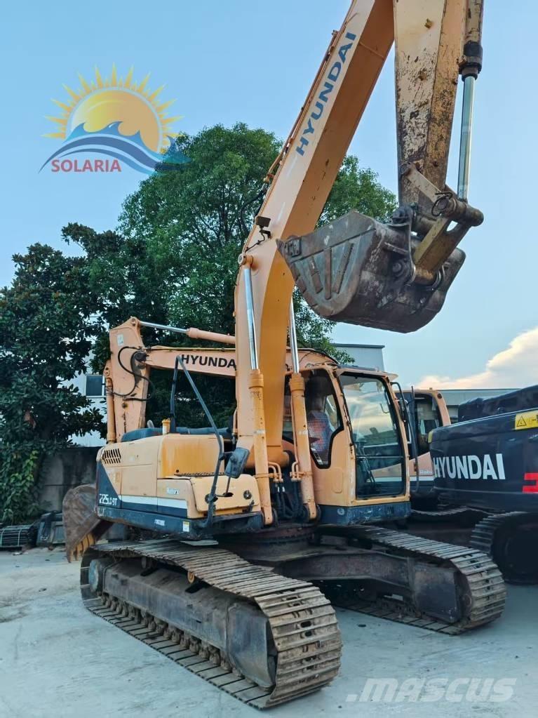 Hyundai r225lc-9t 대형 굴삭기 29톤 이상