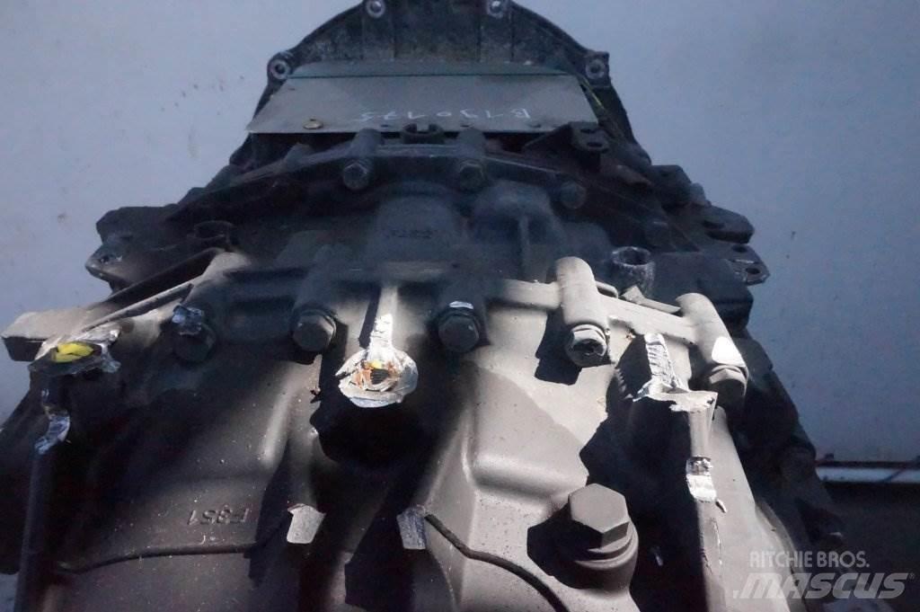 ZF 12AS2131TD+INT3 기어박스