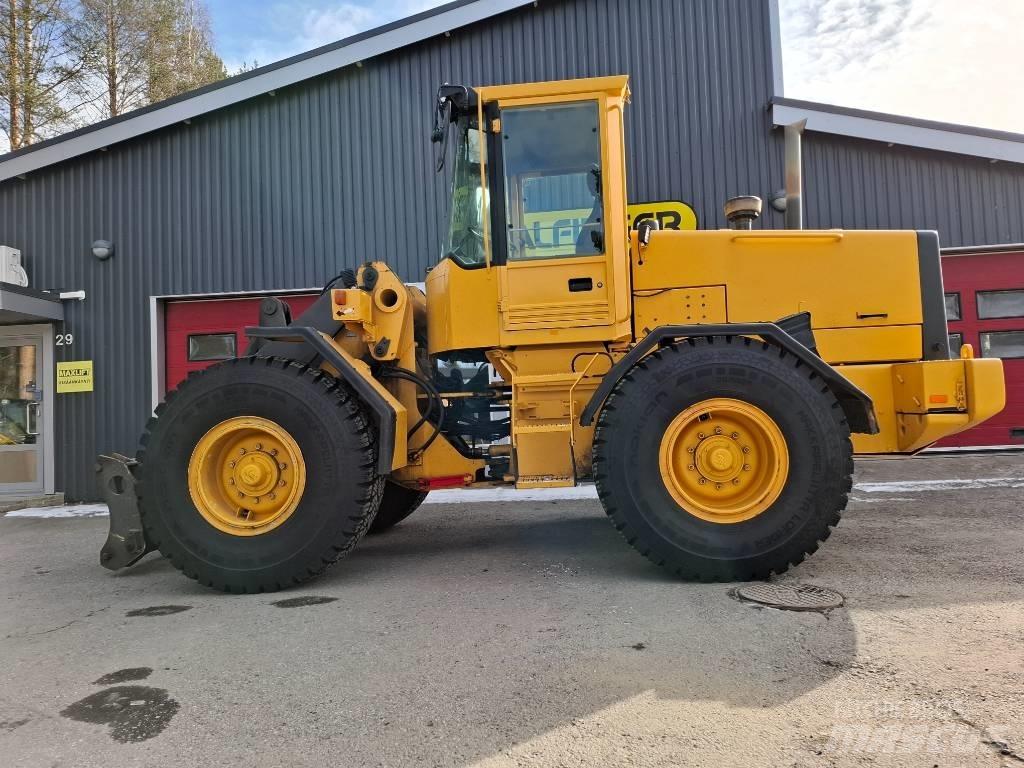 Volvo L70B  휠로우더