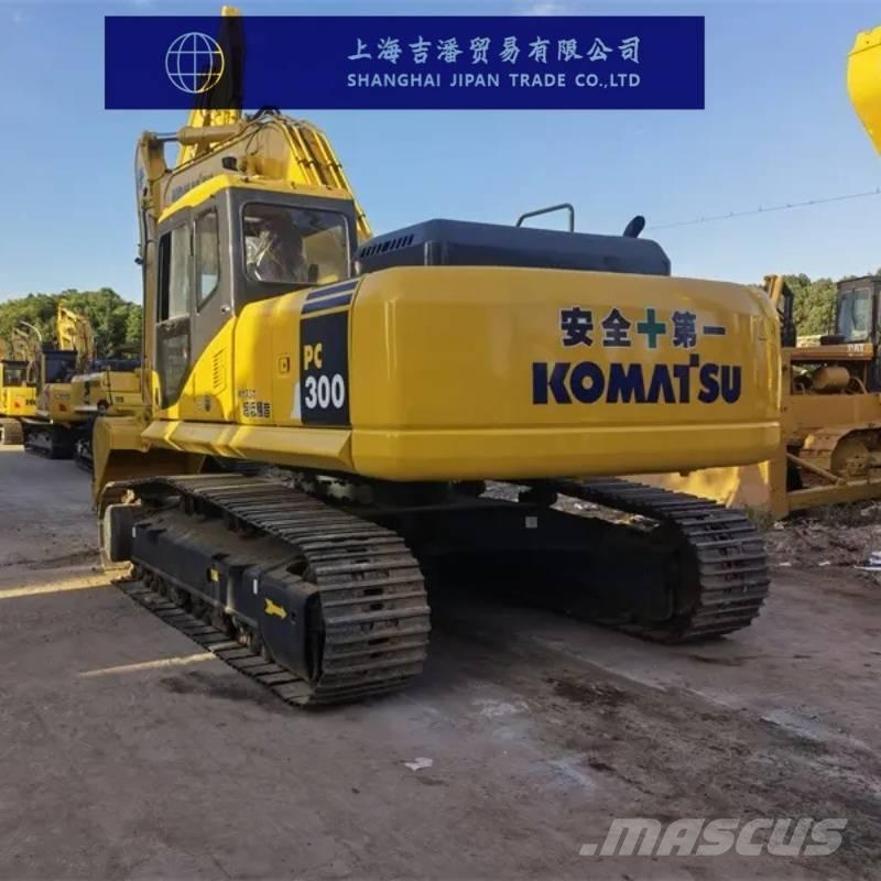 Komatsu PC 300 대형 굴삭기 29톤 이상