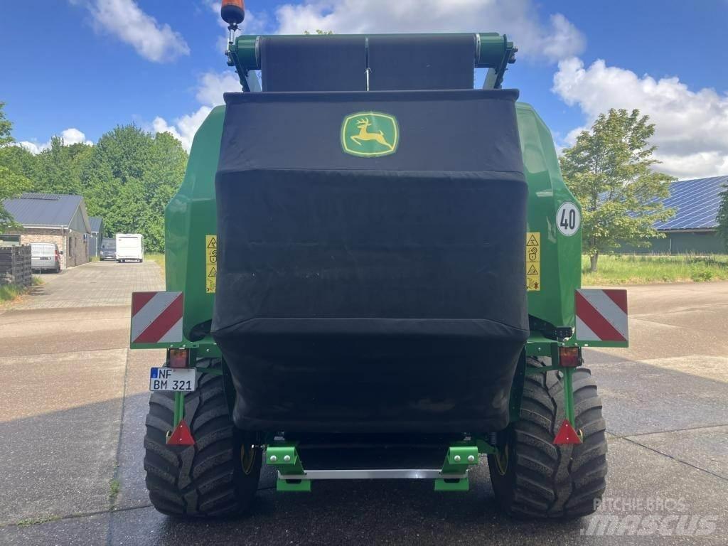 John Deere V461R 원형 곤포기
