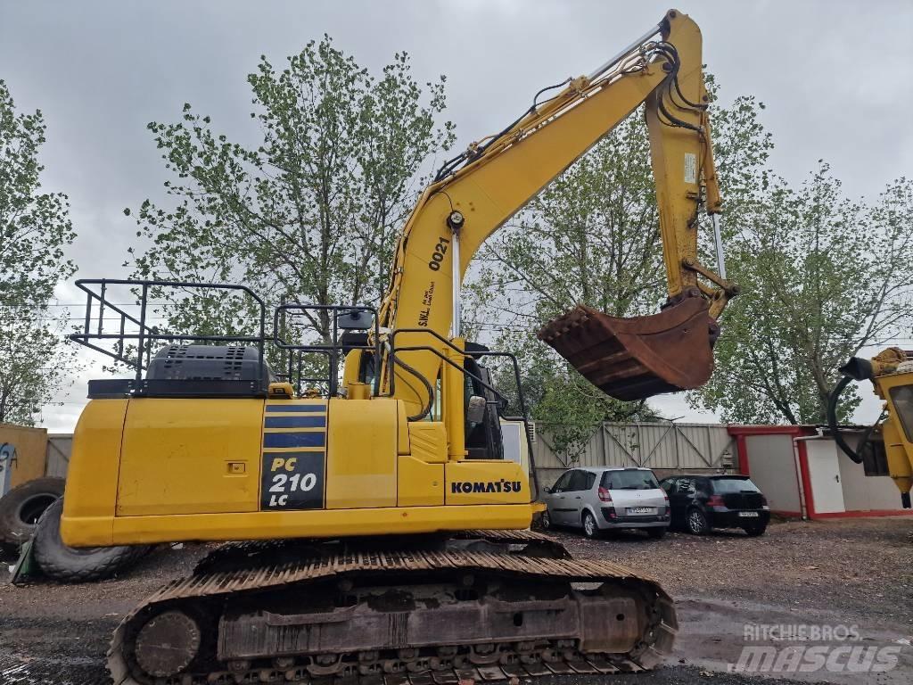 Komatsu PC210LC-11 대형 굴삭기 29톤 이상