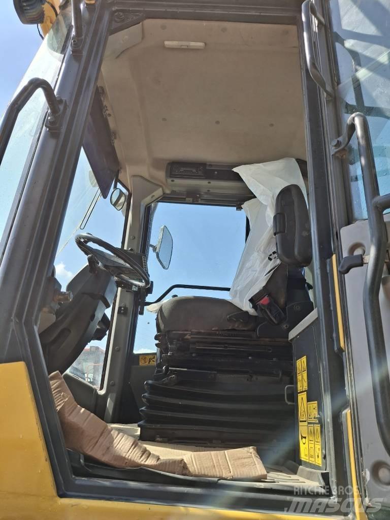 Komatsu WA 380-8 미니 로더